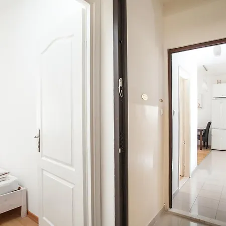 Apartamento Goda Center Of